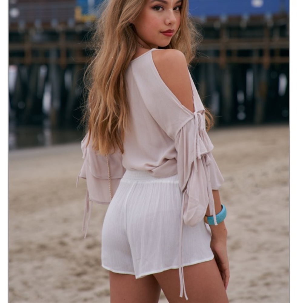 Oatmeal cold shoulder sleeve self tie blouse